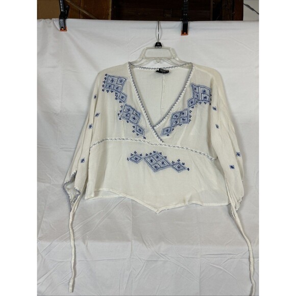 Passport Tops - Passport Cream& Blue Tribal Ethnic Tunic TOP Sz L Passport Handkerchief Sleeves